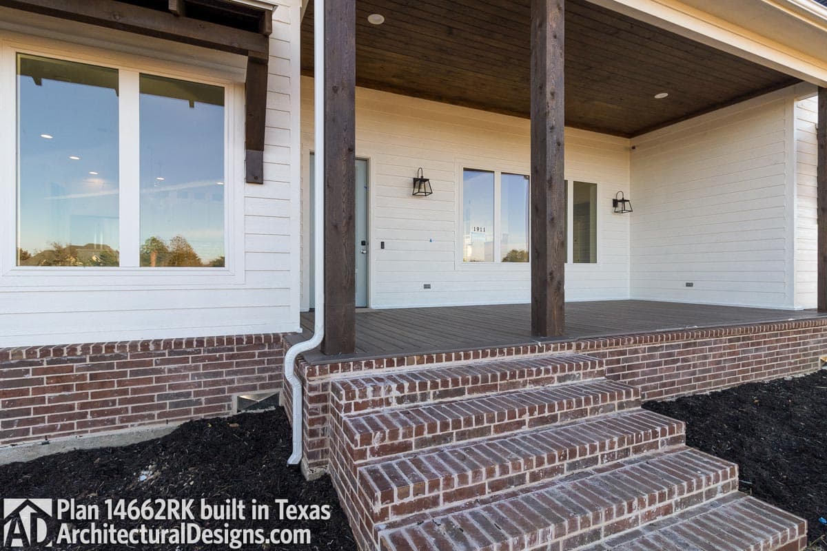 Client Photo id:  325082