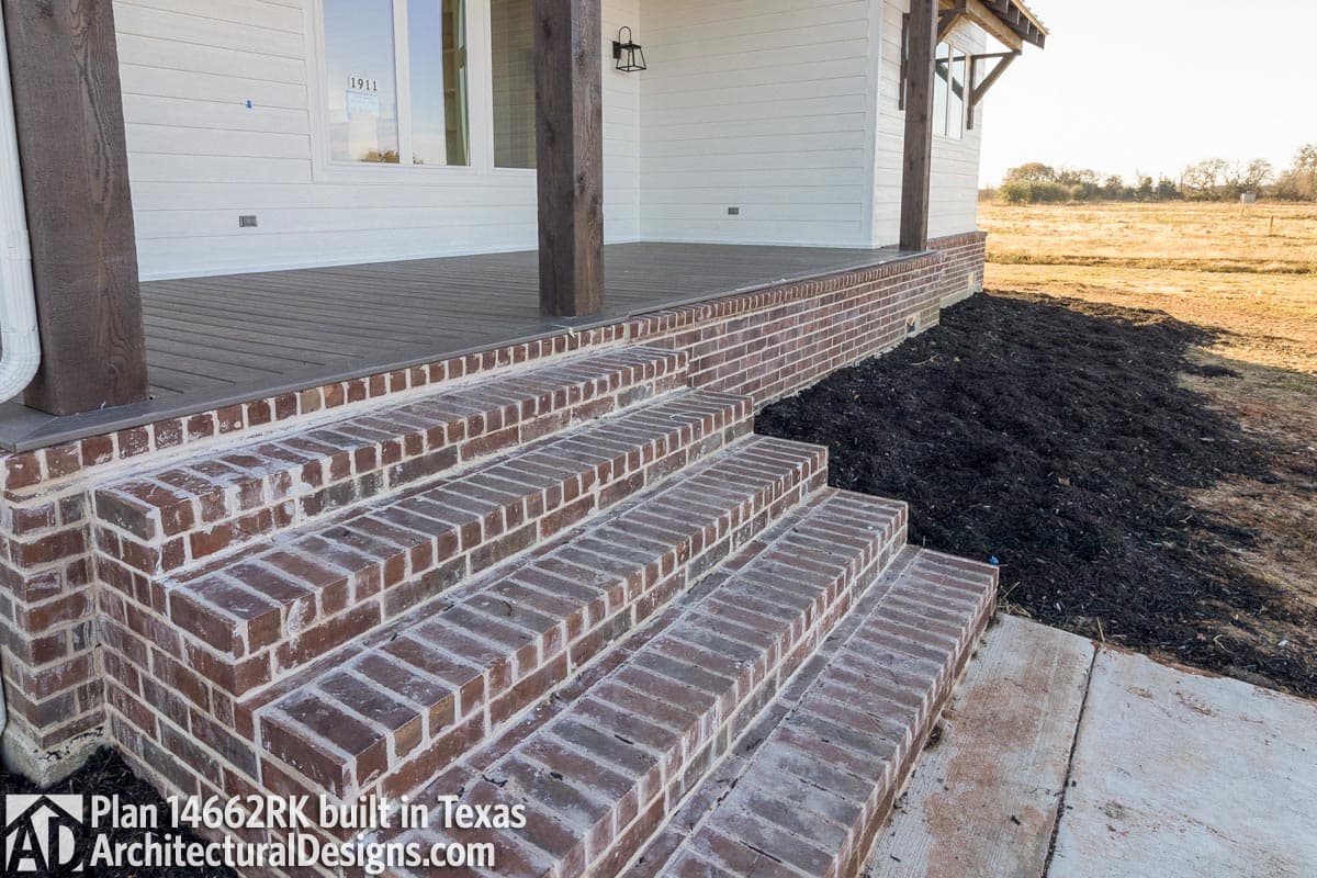 Client Photo id:  325083