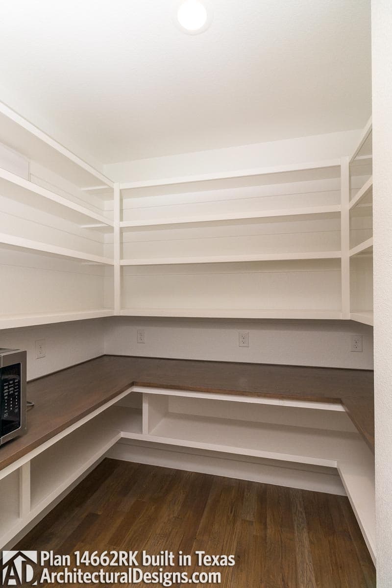 Client Photo id:  325100