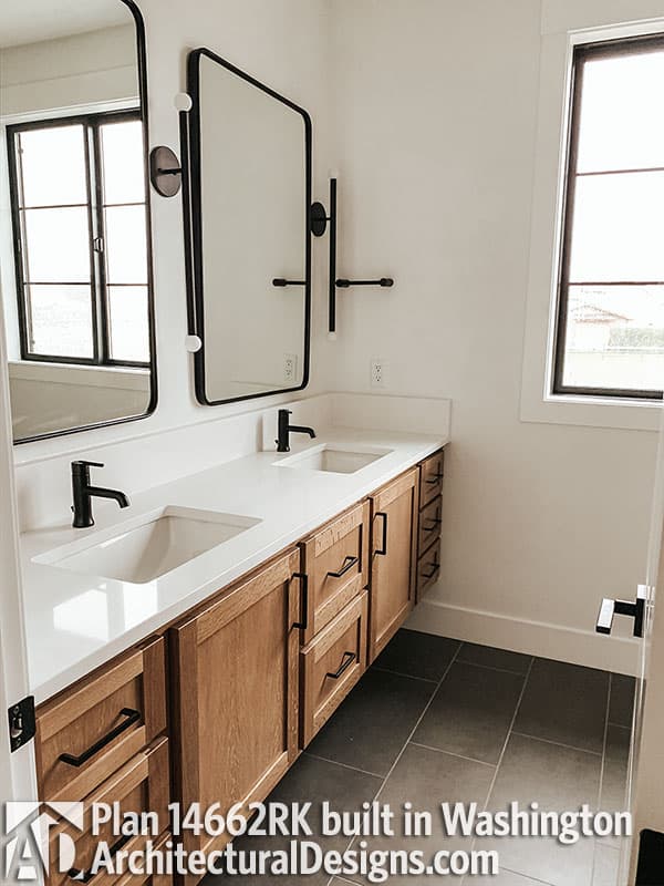 Client Photo id:  326779