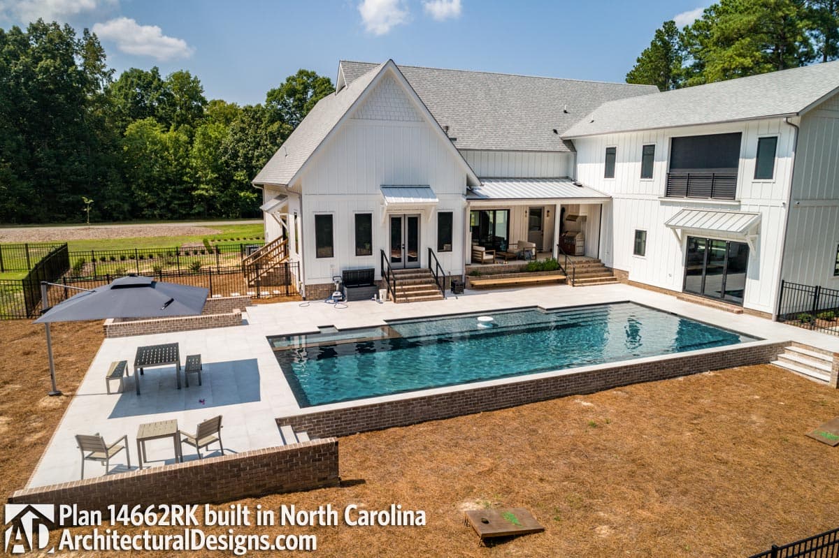 Client Photo id:  390178