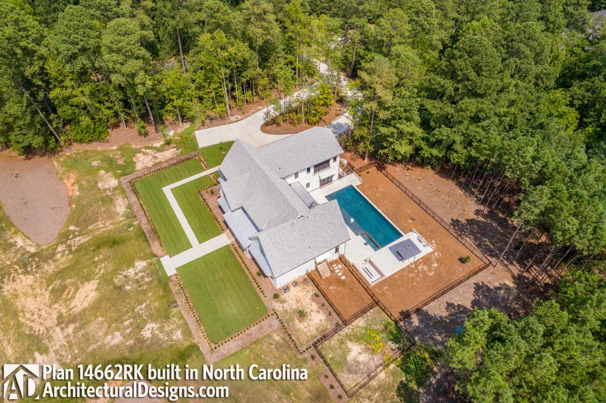 Client Photo id:  390168