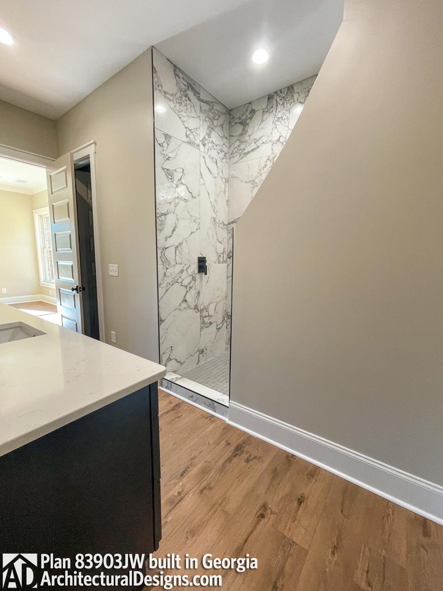 Client Photo id:  450050