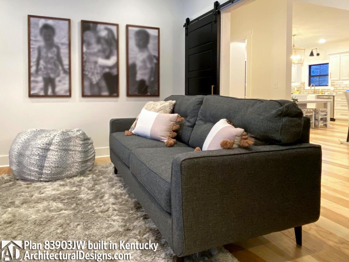 Client Photo id:  374030