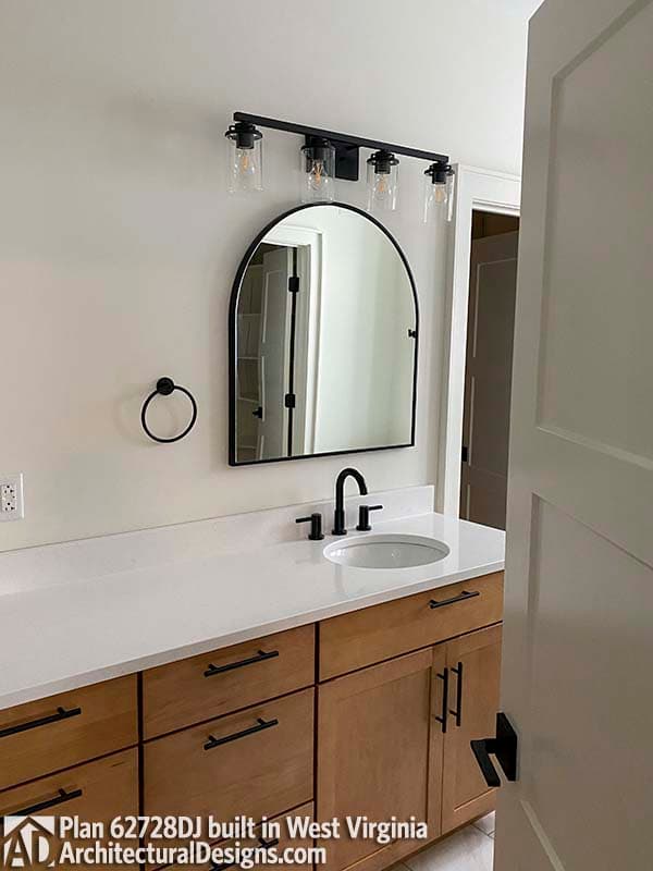 Client Photo id:  358317