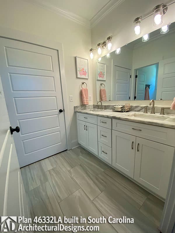 Client Photo id:  344610