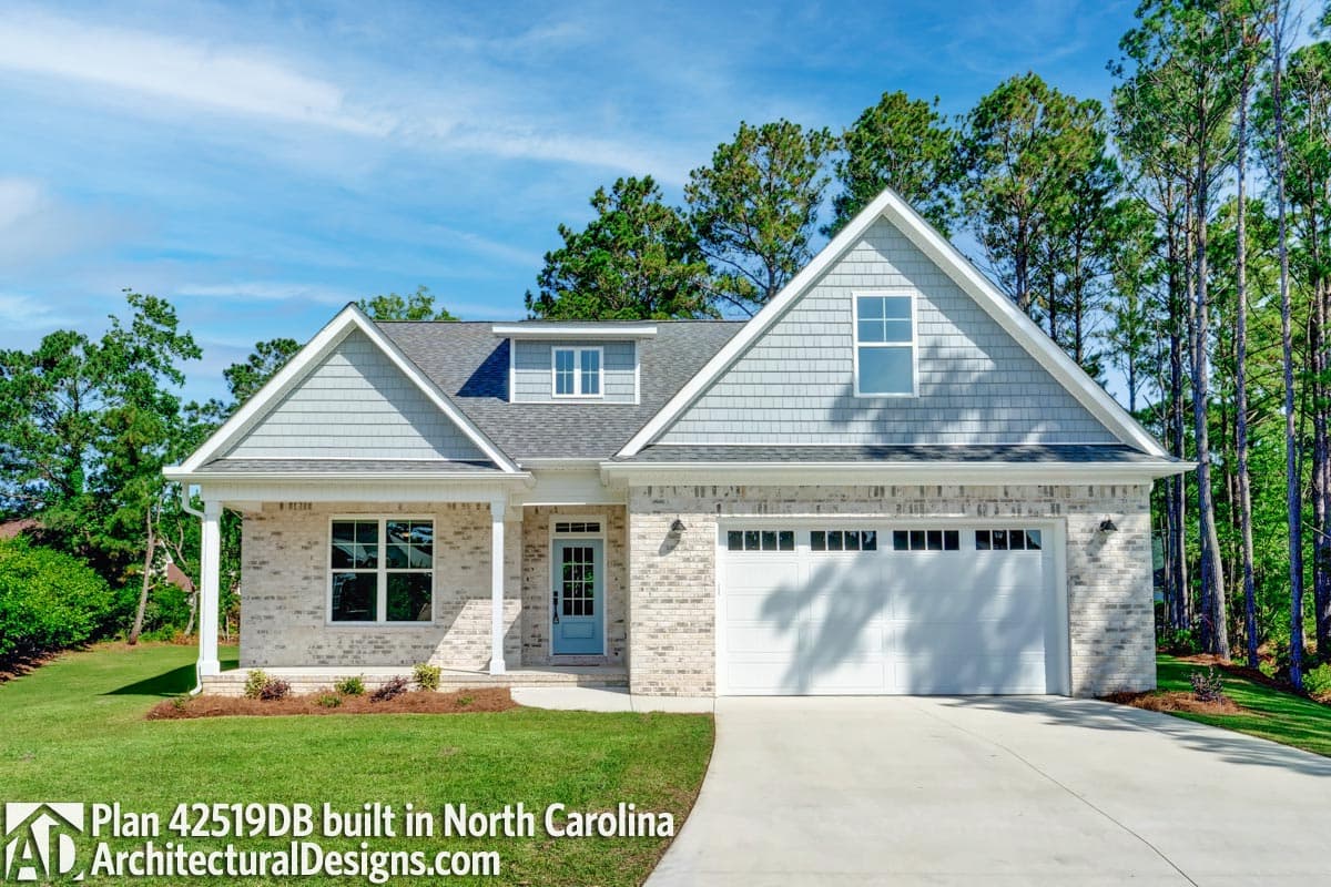 build gallery item - Craftsman Plan 42519DB comes to life in North Carolina!