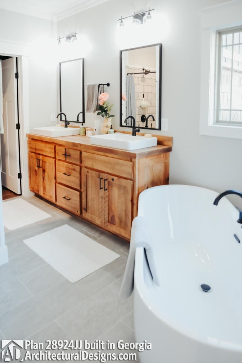 Client Photo id:  325828