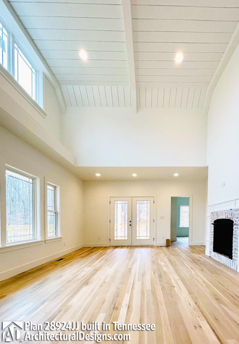 Client Photo id:  366875