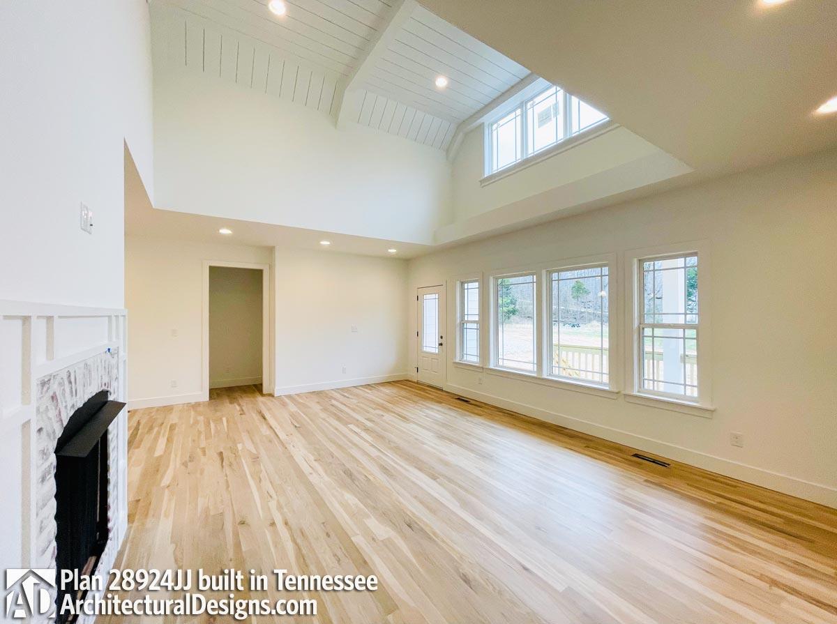 Client Photo id:  366874