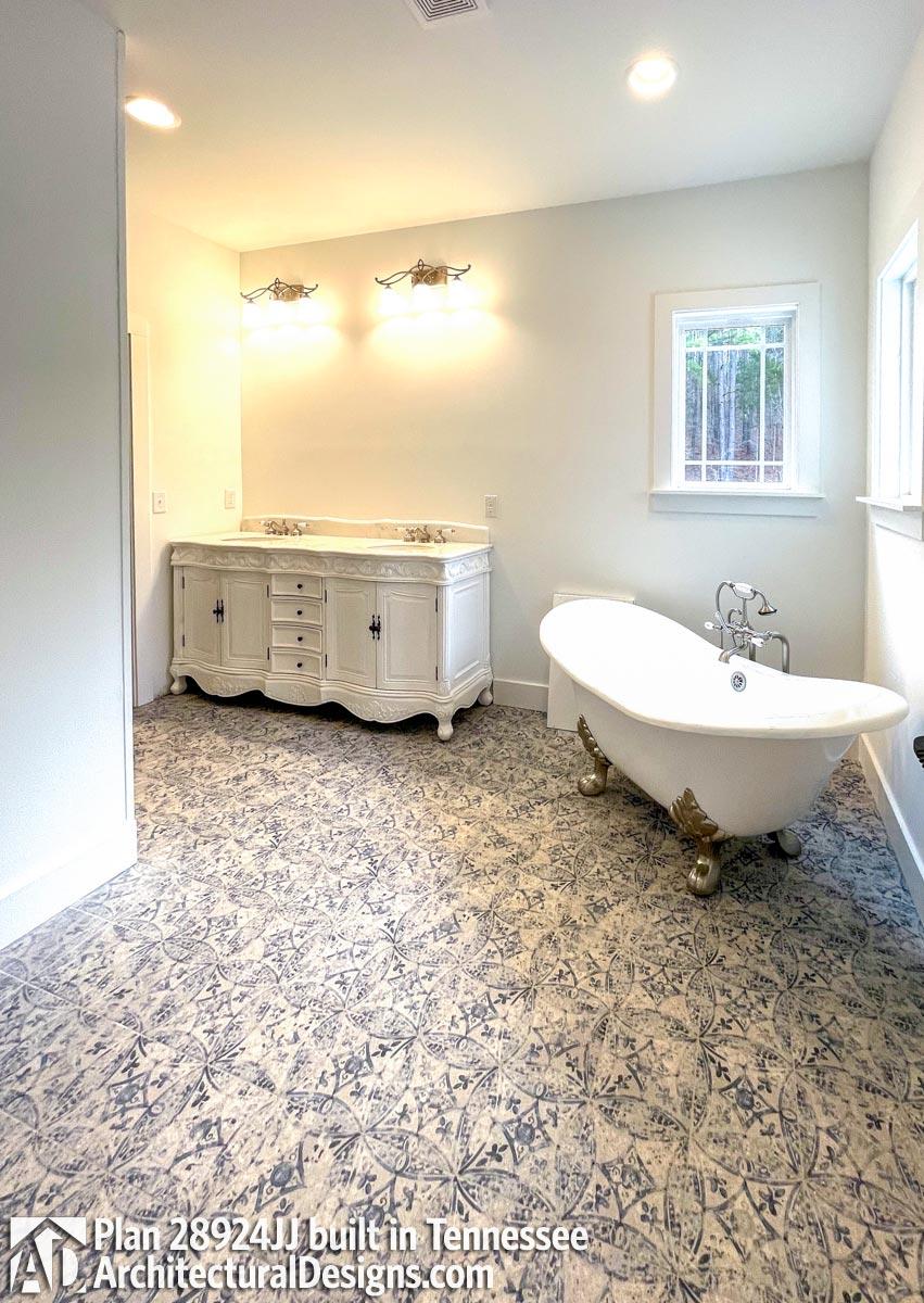 Client Photo id:  366871