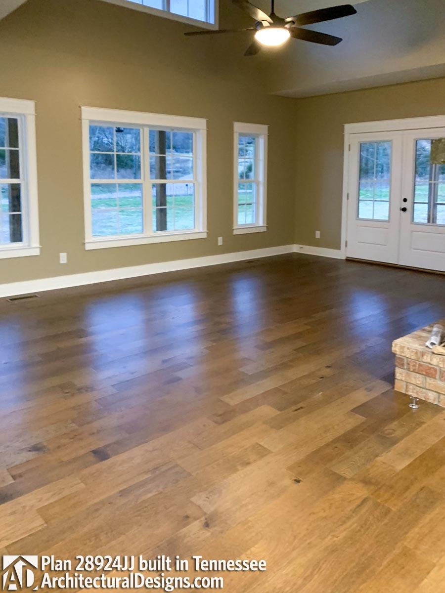 Client Photo id:  359617