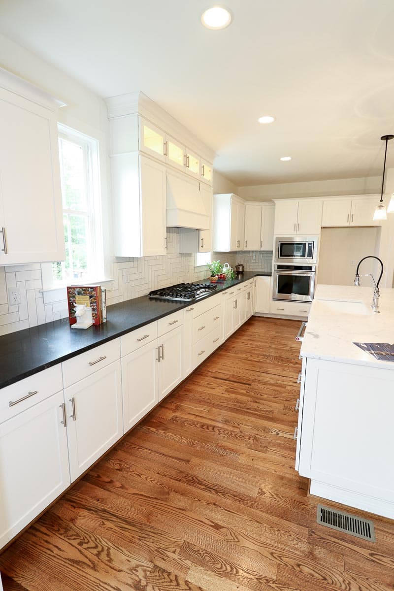 Plan 500043VV: Classic and Stylish Farmhouse Plan with Large Rear Porch - 3439 Sq Ft - Image #30 - Cottage, Country, Farmhouse, Modern Farmhouse, New American, Traditional