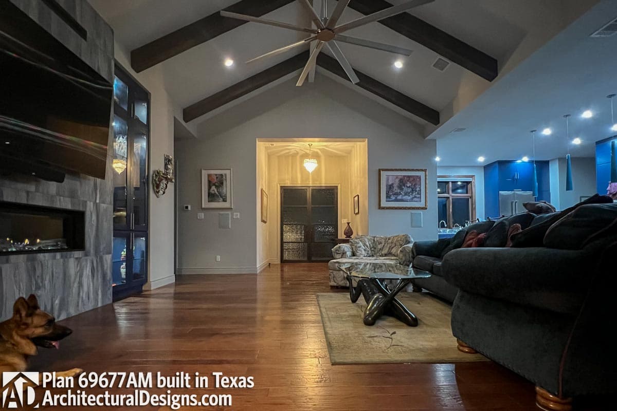 Client Photo id:  495824