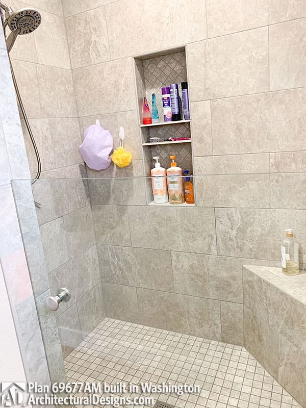 Client Photo id:  377715