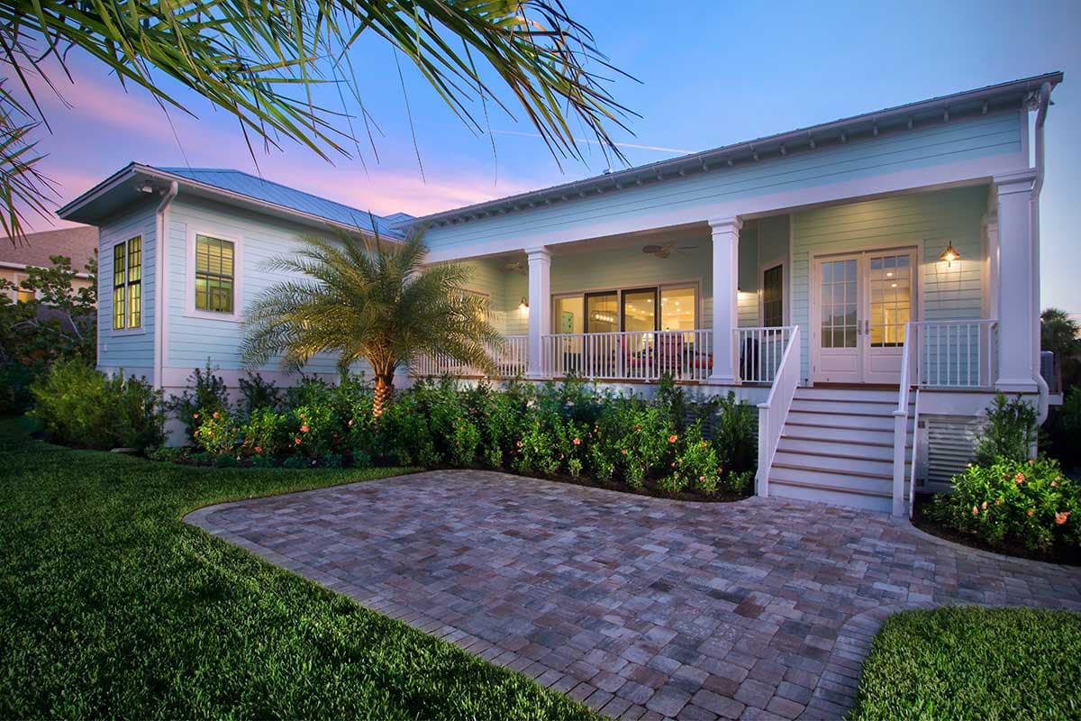 Plan 33207ZR: 2500 Square Foot Contemporary Coastal House Plan with Upstairs Studio - Image #5 - Beach, Coastal, Coastal Contemporary, Contemporary, Cottage, Florida-Style, Low Country, New American