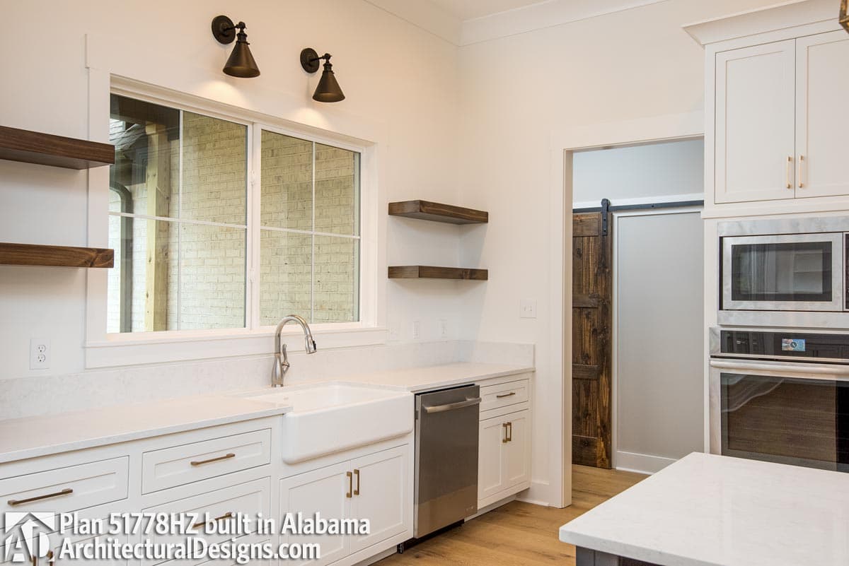 Client Photo id:  317705