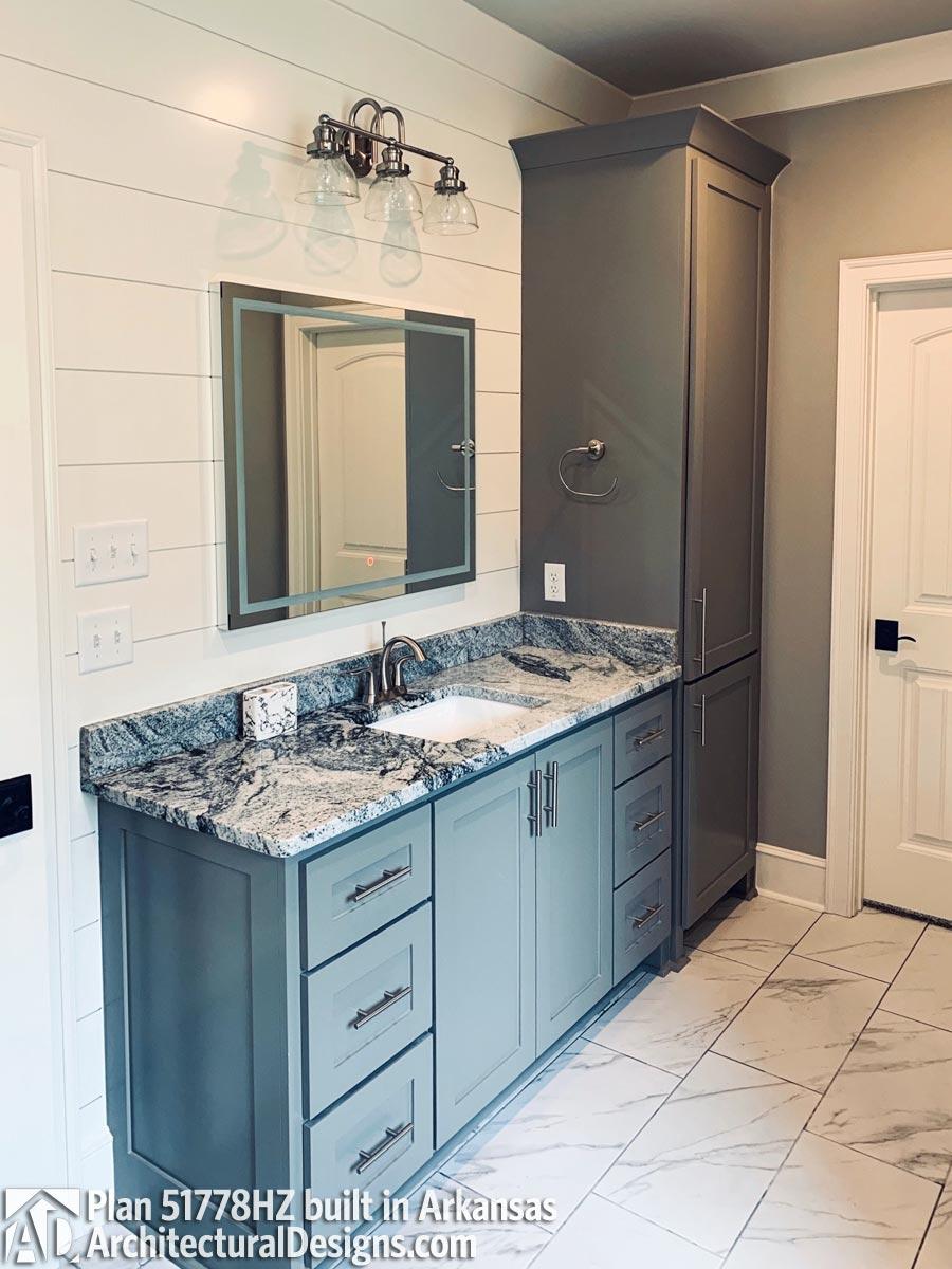 Client Photo id:  305223