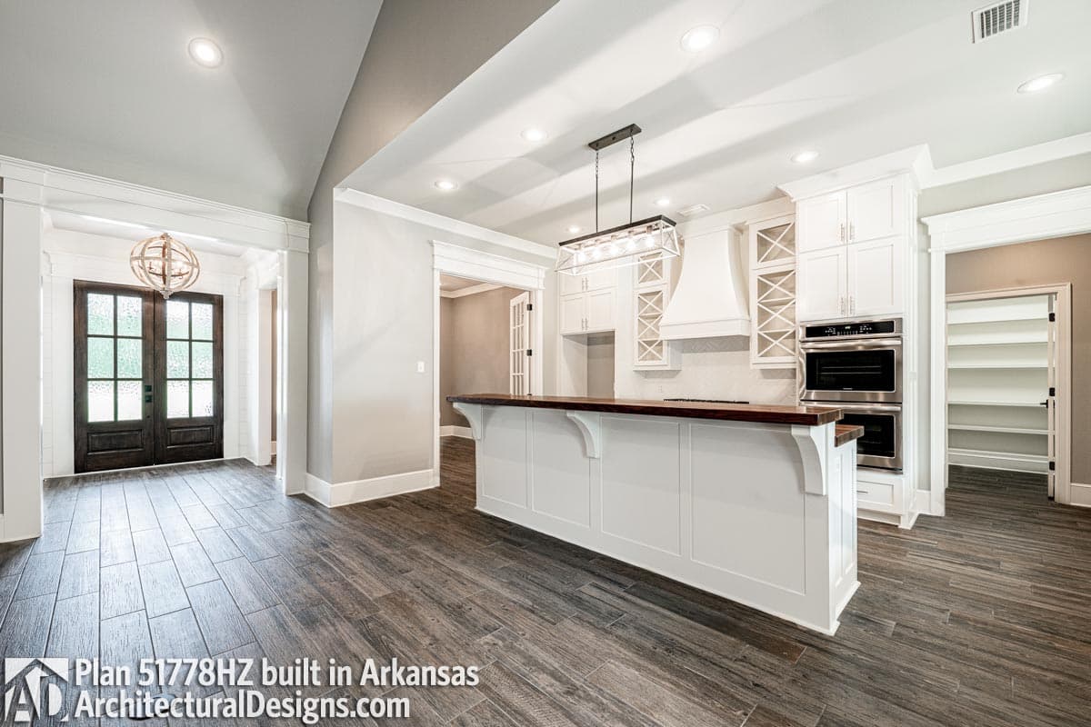 Client Photo id:  305211