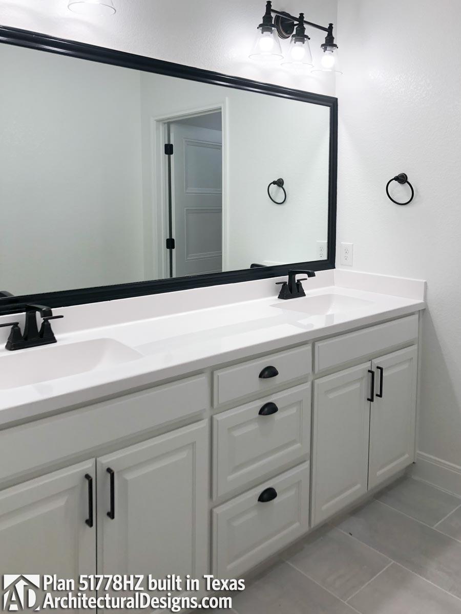 Client Photo id:  369048