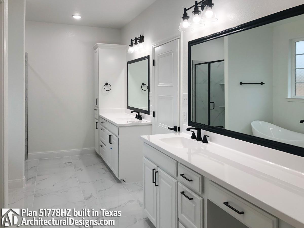 Client Photo id:  369047