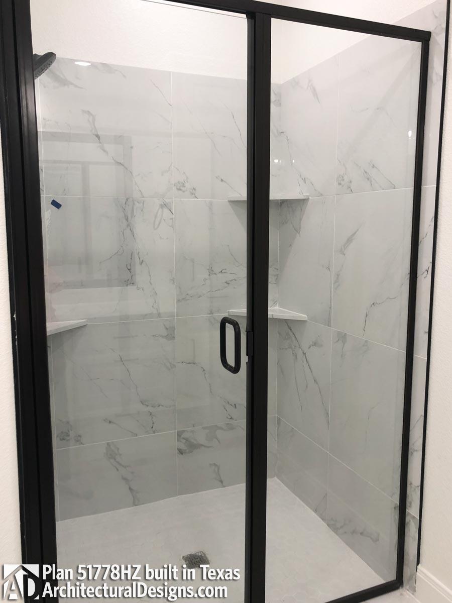 Client Photo id:  369046