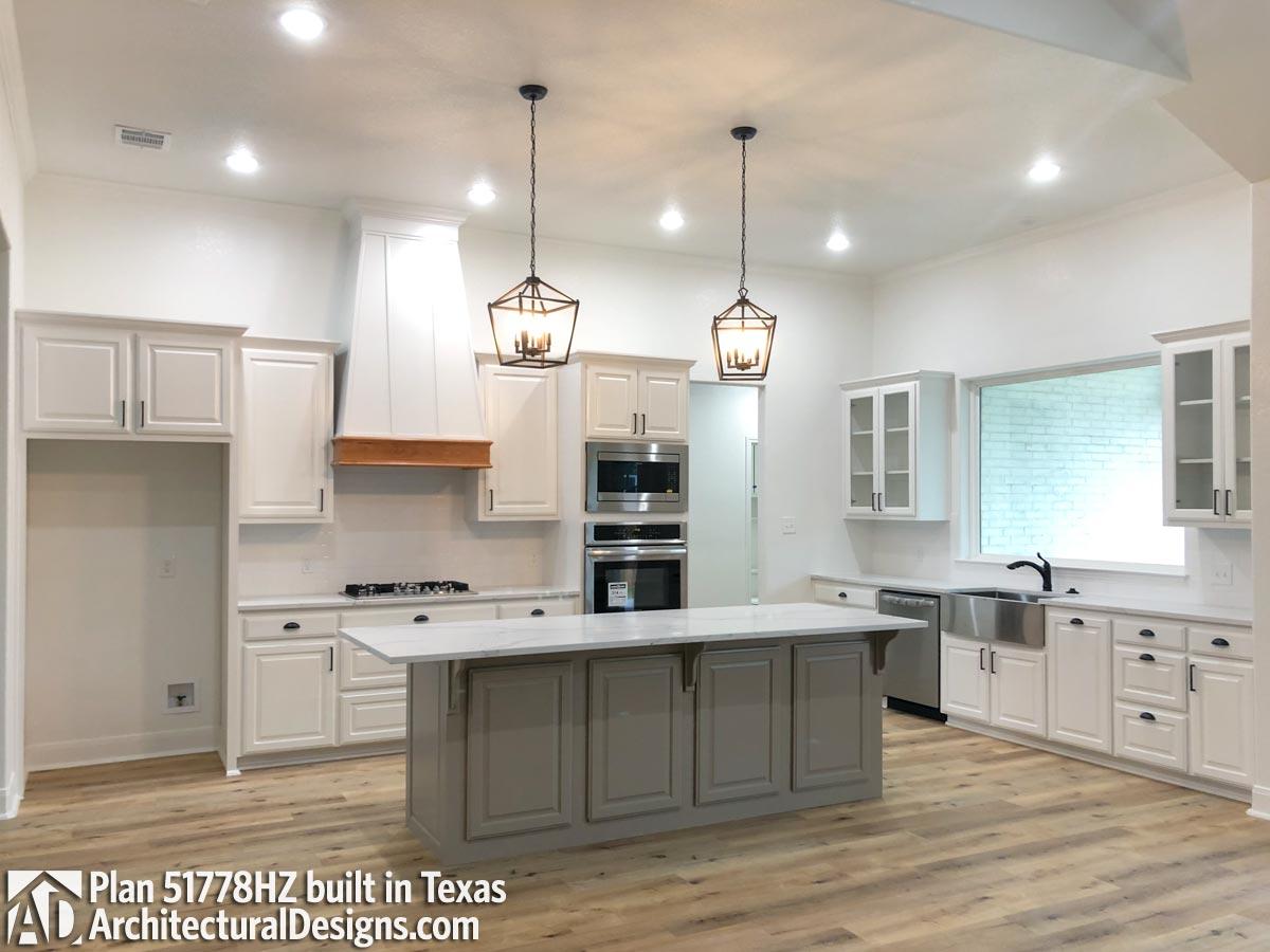 Client Photo id:  369057