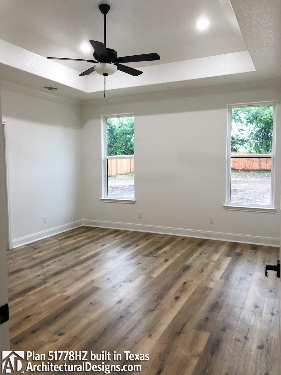 Client Photo id:  369051