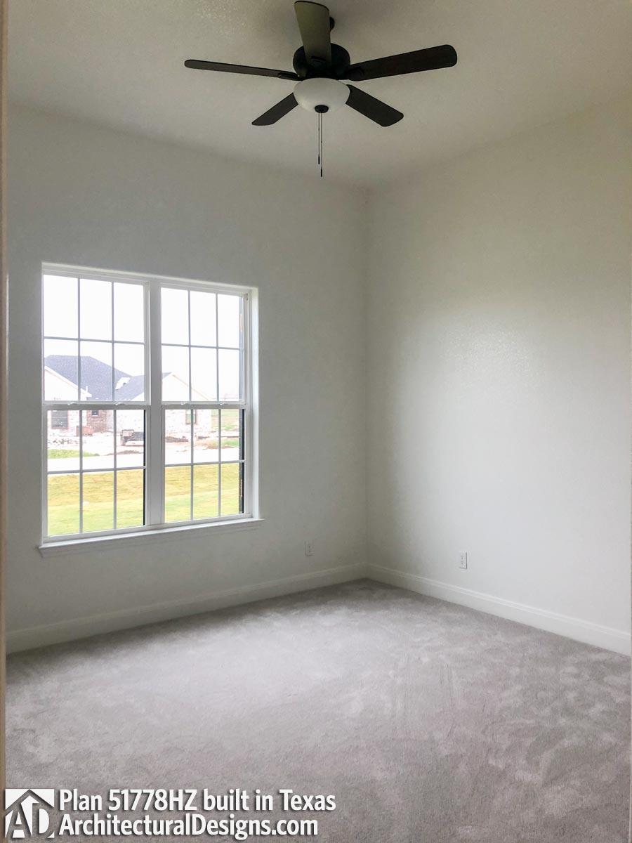 Client Photo id:  369050