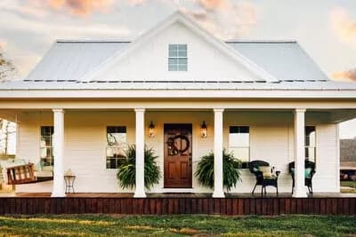 Bright and Airy Country Farmhouse - 1845 Sq Ft