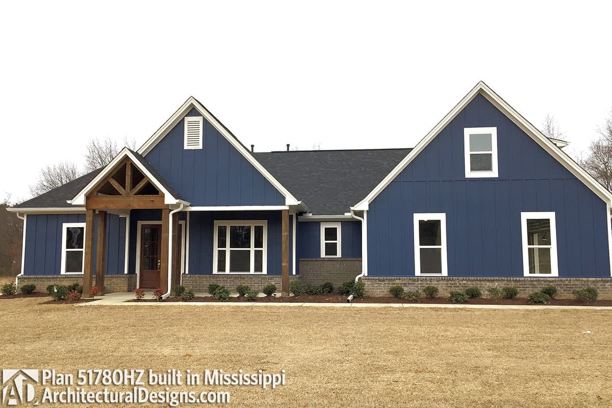 build gallery item - House Plan 51780HZ comes to life in Mississippi