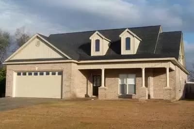 Traditional 4-Bedroom Country Style Home Plan 