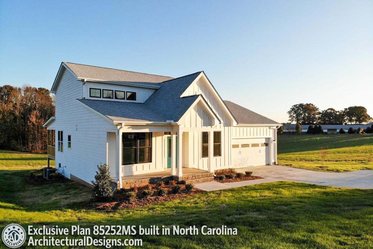 build gallery item - House Plan 85252MS Comes to Life in North Carolina