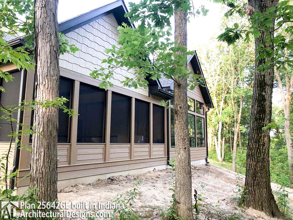 Client Photo id:  307000