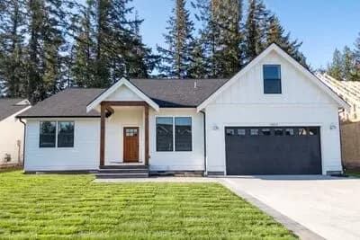 3-Bed House Plan with Vaulted Family Room and Bonus Over Garage