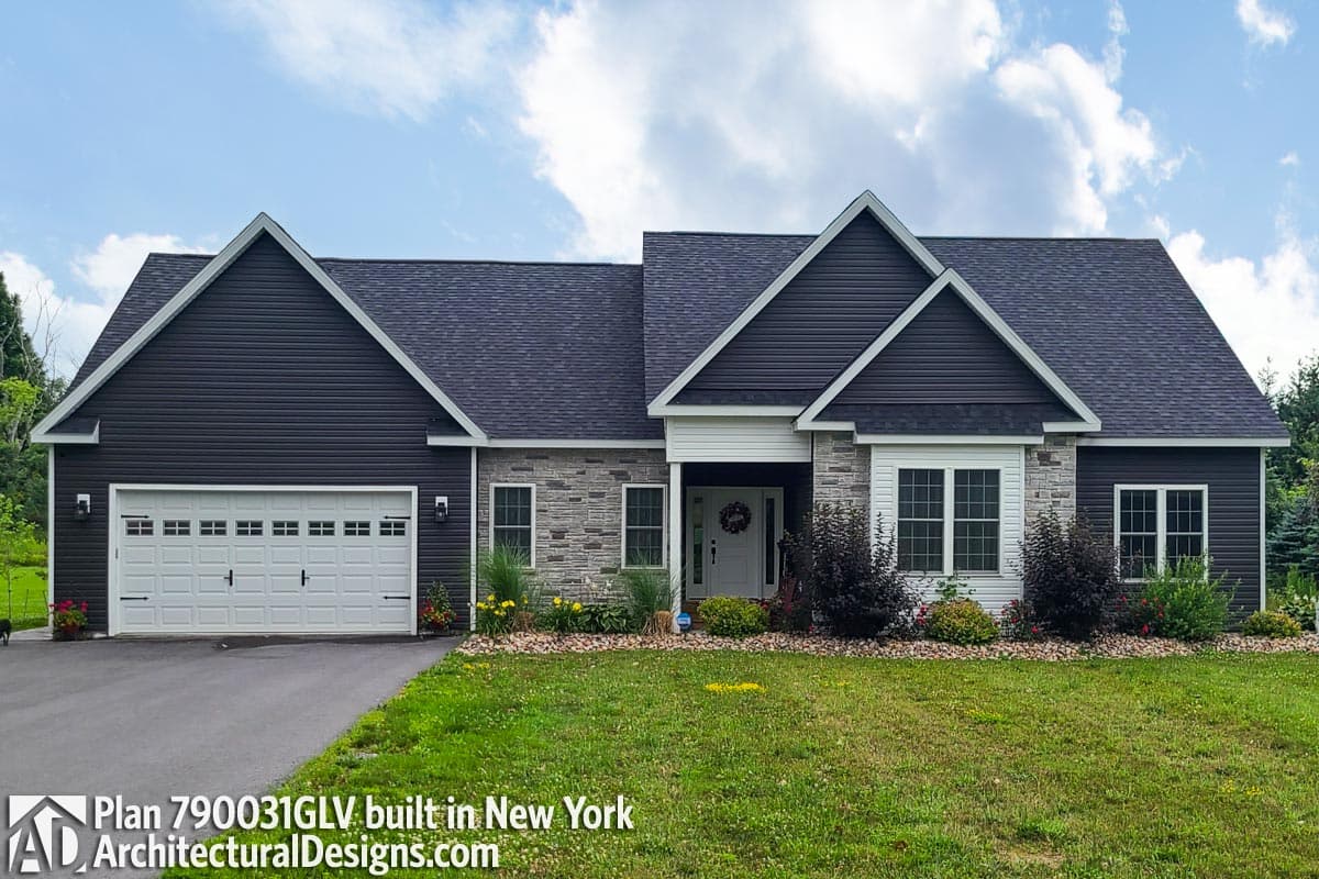 build gallery item - House Plan 790031GLV Comes to Life in New York!