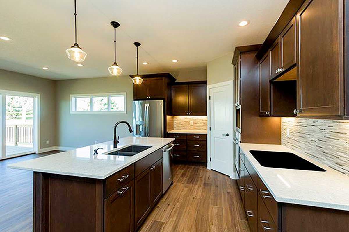 Plan 890077AH: Single-Level Craftsman Ranch Home Plan with Split Bed Layout - 1703 Sq Ft - Image #12 - Craftsman, Ranch