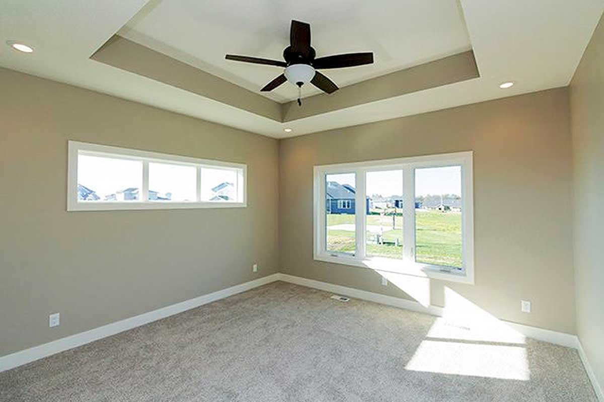 Plan 890077AH: Single-Level Craftsman Ranch Home Plan with Split Bed Layout - 1703 Sq Ft - Image #13 - Craftsman, Ranch