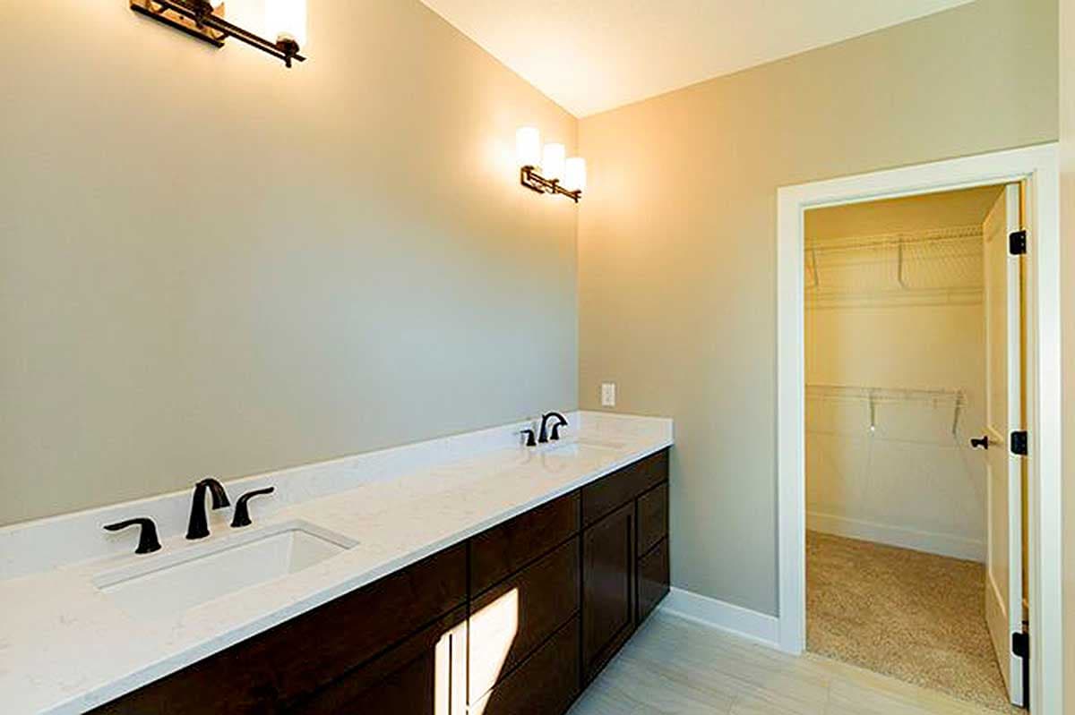 Plan 890077AH: Single-Level Craftsman Ranch Home Plan with Split Bed Layout - 1703 Sq Ft - Image #17 - Craftsman, Ranch