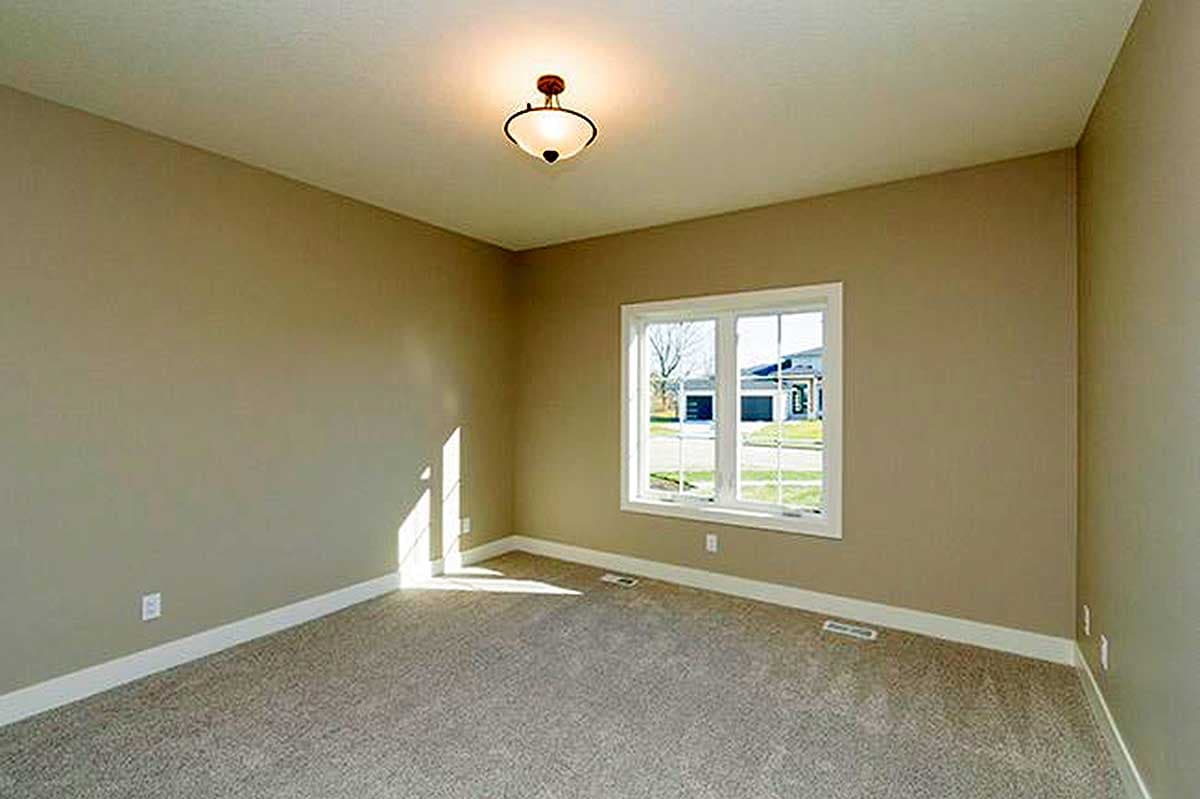 Plan 890077AH: Single-Level Craftsman Ranch Home Plan with Split Bed Layout - 1703 Sq Ft - Image #20 - Craftsman, Ranch