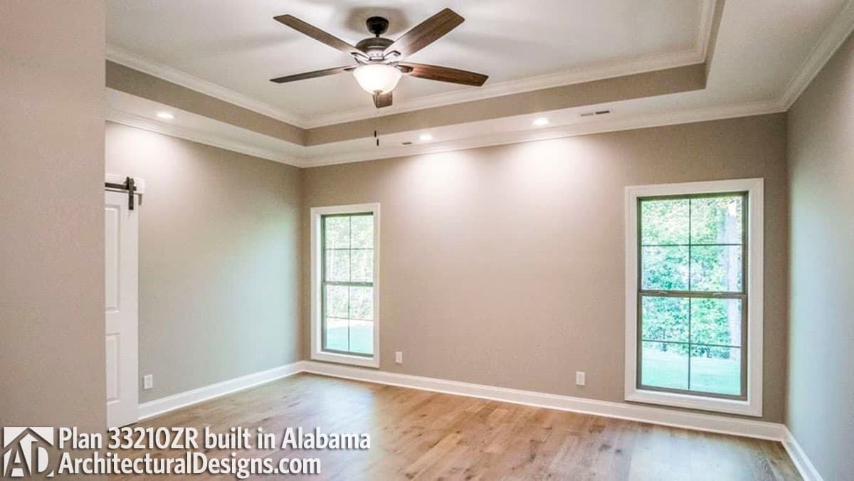 Client Photo id:  298379