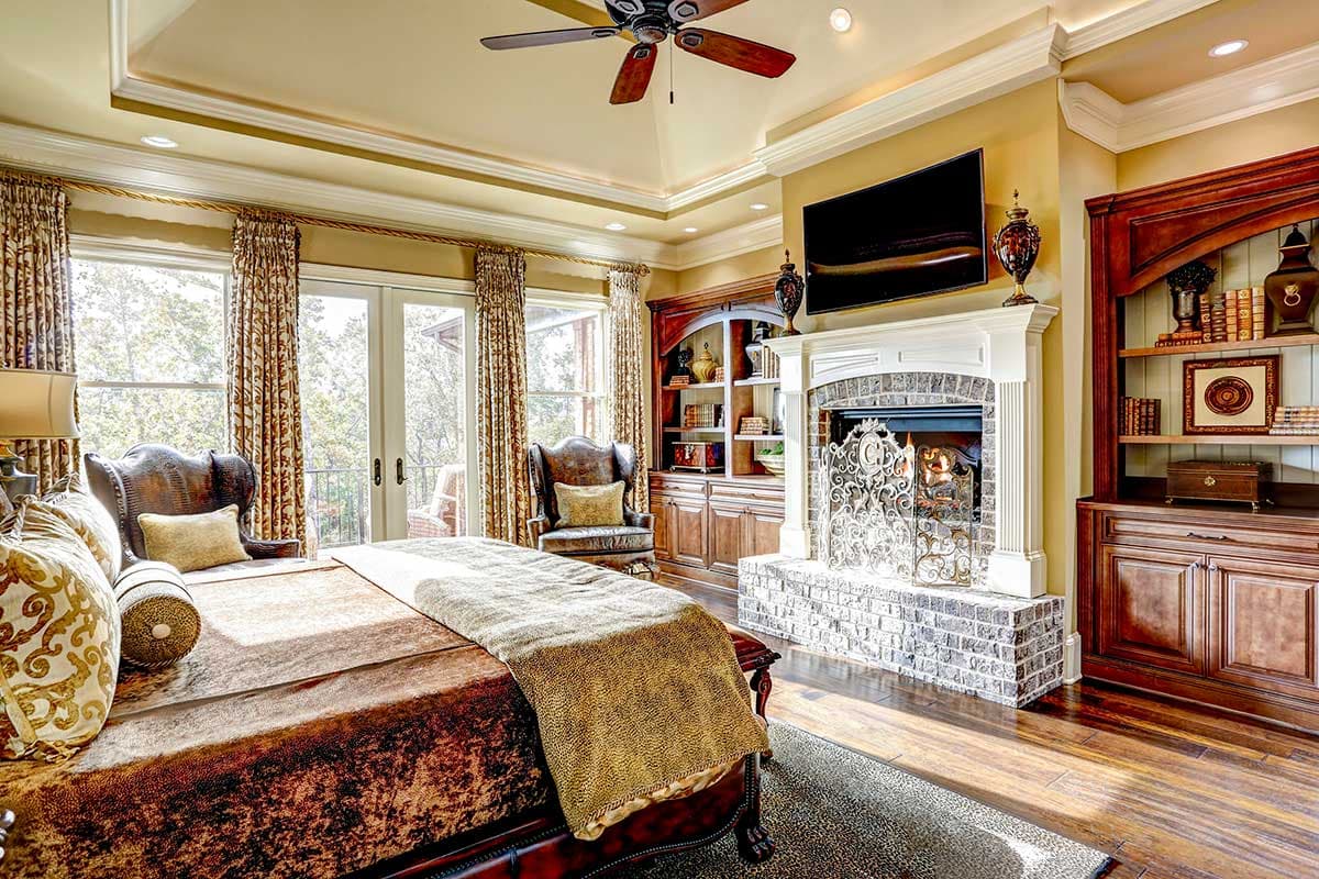 Plan 25644GE: Luxury Craftsman with 2nd floor Guest Suite - Image #37 - Craftsman, European, Rustic, Traditional
