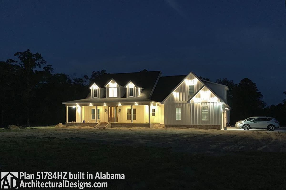 Plan 51784HZ: Fresh 4-Bedroom Farmhouse Plan with Bonus Room Above 3-Car Garage - 2926 Sq Ft - Image #7 - Country, Farmhouse, Modern Farmhouse, Traditional
