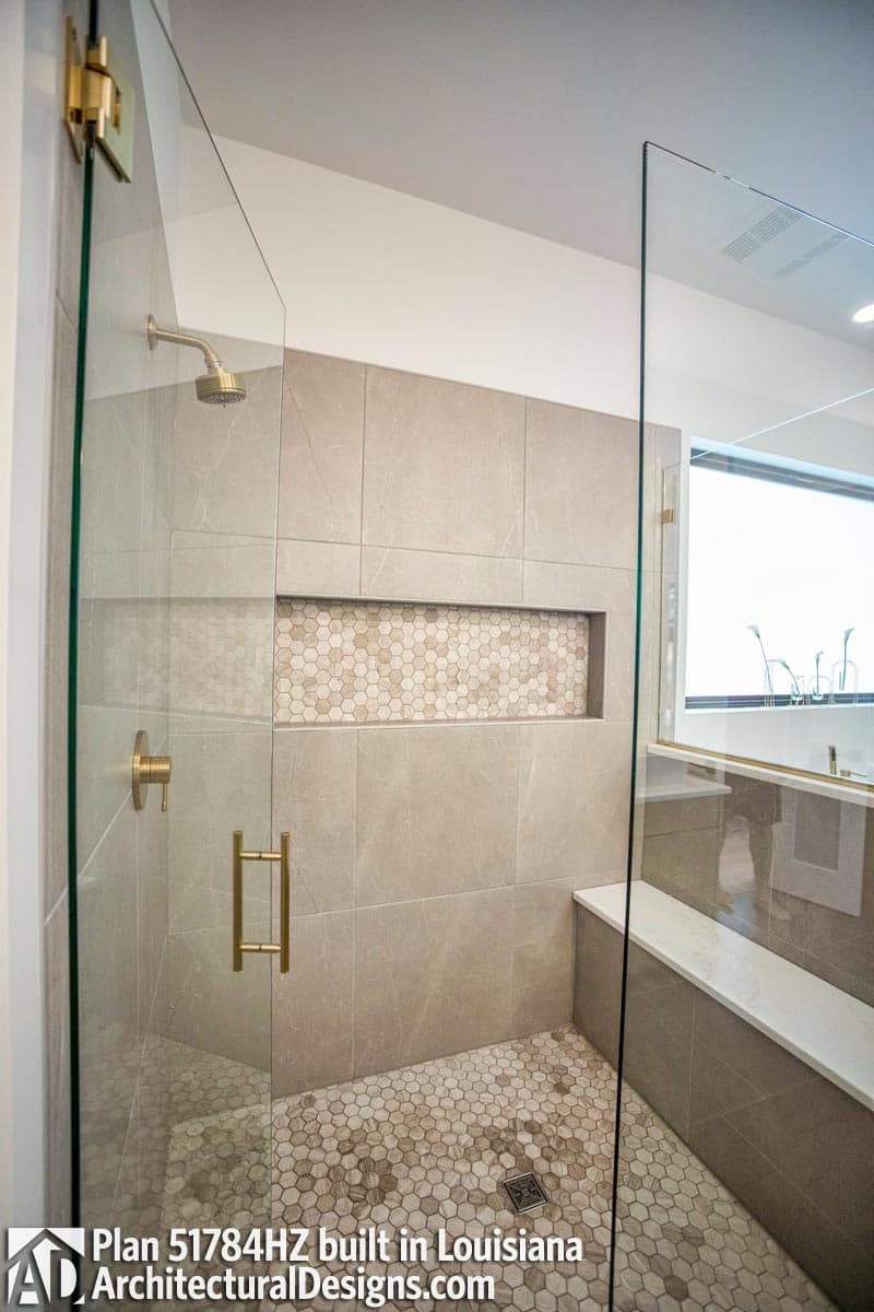 Client Photo id:  416998