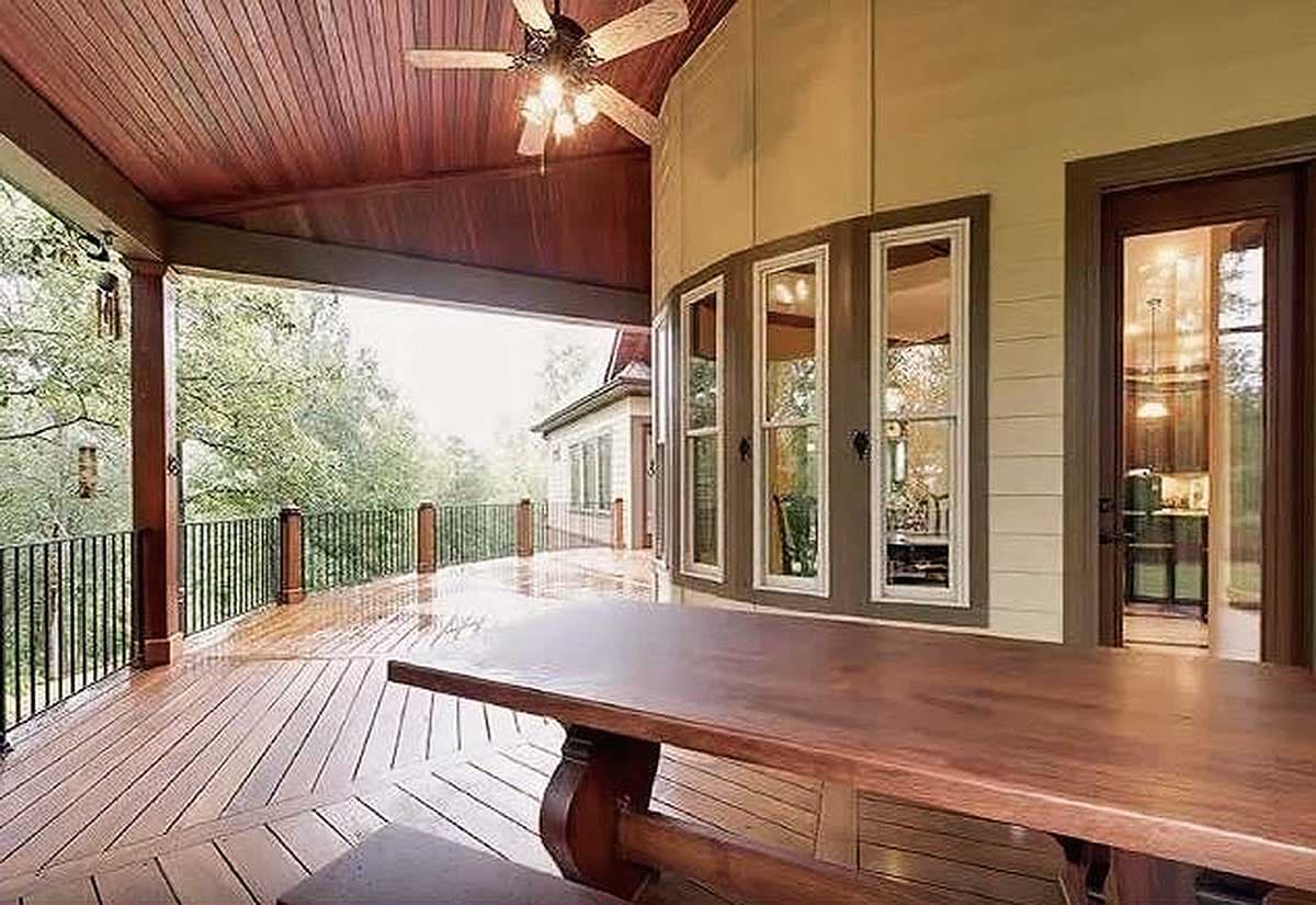 Plan 25646GE: Showcase Craftsman Home Plan with Curved Rear Patio and a 3-Car Garage - 3110 Sq Ft - Image #19 - Craftsman, Mountain