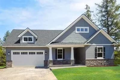 3-Bedroom Traditional Craftsman Home Plan with Private Office 