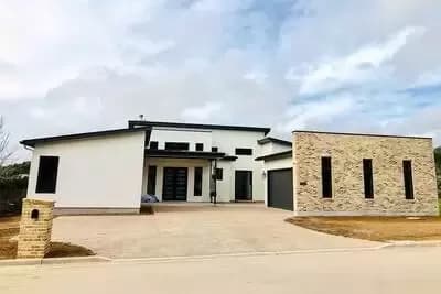  3-Bedroom Contemporary Home Plan