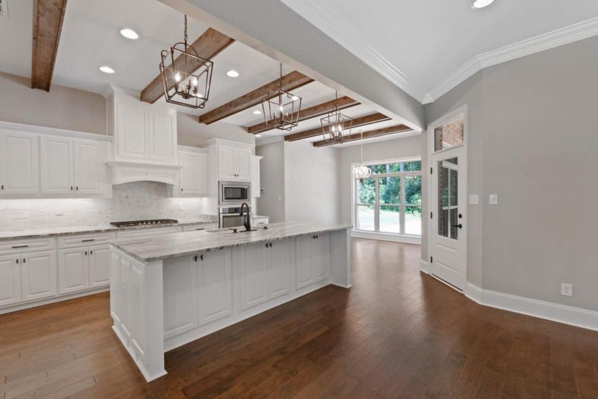 Plan 86313HH: 4-Bedroom Traditional Craftsman Home with Enclosed Game Room and Den - Image #7 - Country, Craftsman, Farmhouse, Southern, Traditional