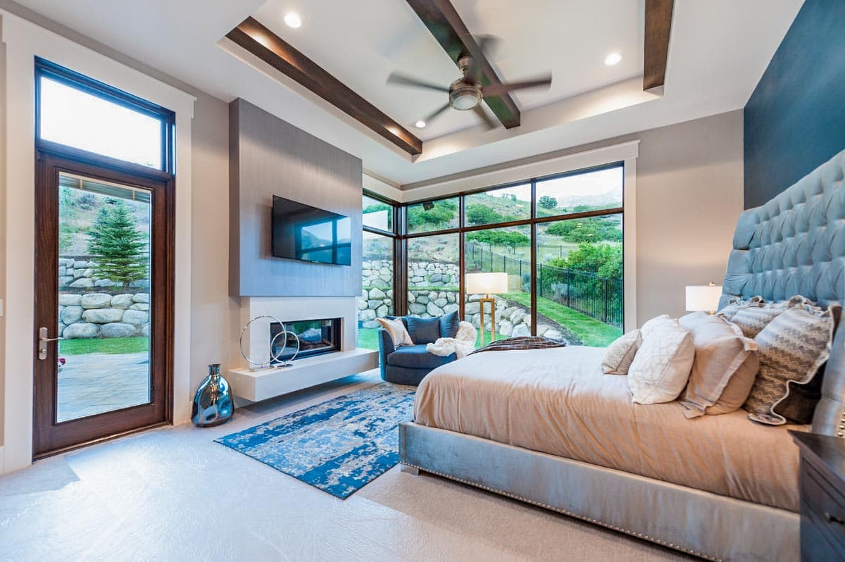 Plan 290101IY: Spacious 4-Bedroom Modern Home Plan with Lower Level Expansion - Image #14 - European, Mountain, New American, Prairie, Transitional