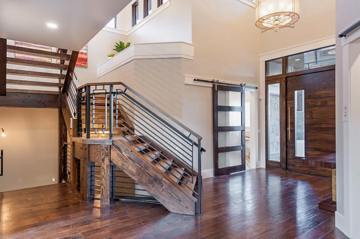 Plan 290101IY: Spacious 4-Bedroom Modern Home Plan with Lower Level Expansion - Image #17 - European, Mountain, New American, Prairie, Transitional